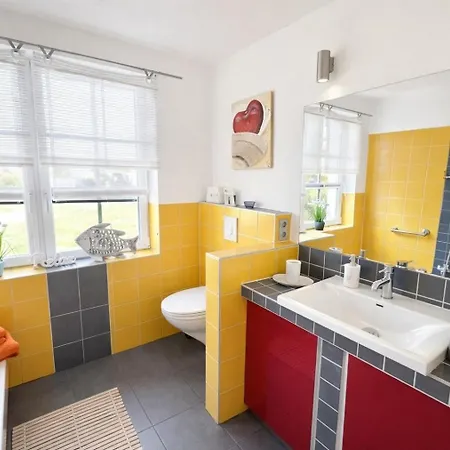 Apartment Huus An`t Kornfeld, Erdgeschoss Mit Garten *