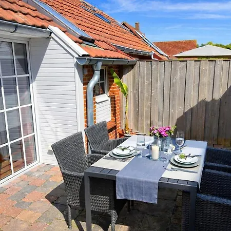 Huus An't Kornfeld, Erdgeschoss Mit Garten Apartamento *